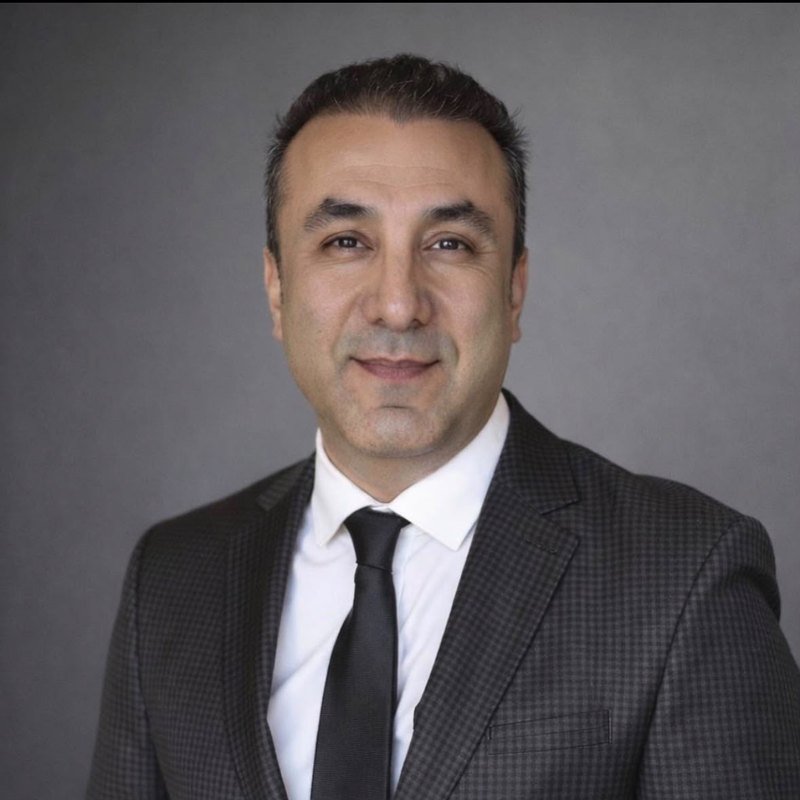 Hamid Reza Hassani, Co-Founder & Lead Lawyer
